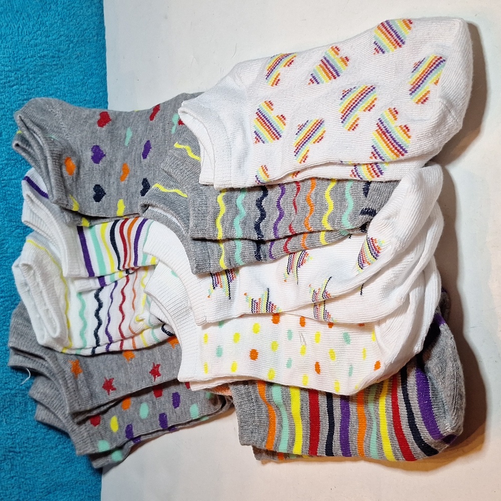 10 Pair No Show Socks